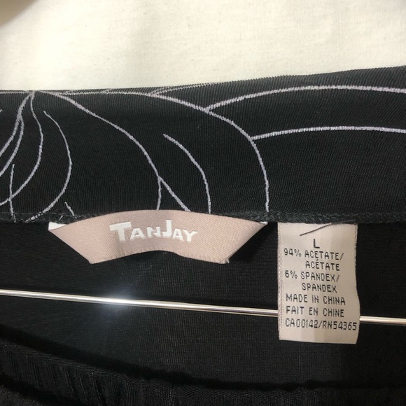 Women’s 2 piece outfit - Picture 3 of 8